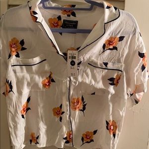 Abercrombie & Fitch white floral blouse